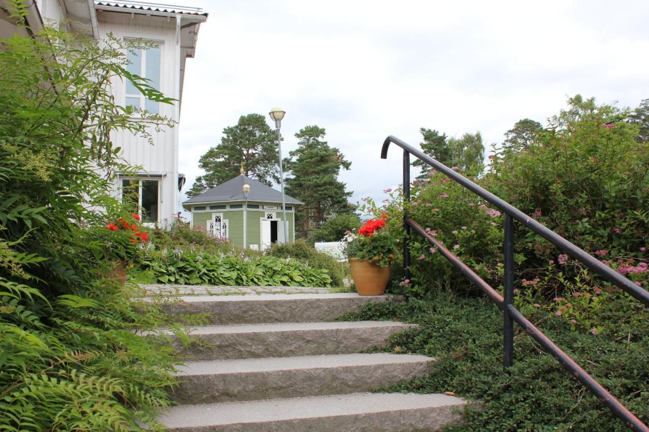 Hotel Ah Stifts- & Konferensgard Ljungskile Esterno foto